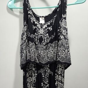 Dress with an overlay top (connected)